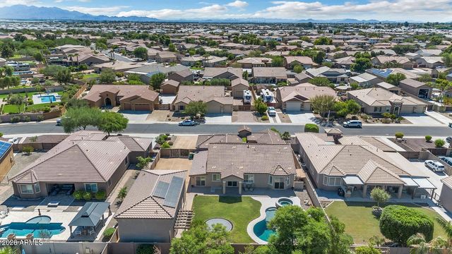 18512 W SAN MIGUEL Avenue, Litchfield Park, AZ 85340