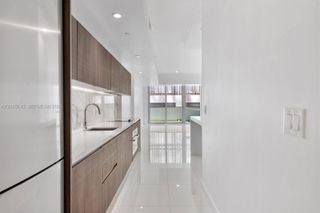 851 NE 1st Ave 307, Miami, FL 33132