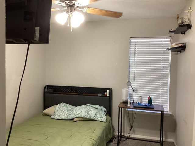 5915 Willow Branch Drive, Arlington, TX 76017