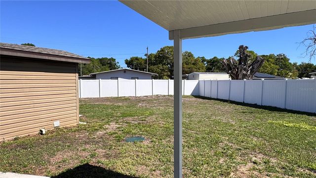 6810 THOMAS CIRCLE, Tampa, FL 33619