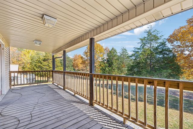 635 Cane Creek Rd, Hohenwald, TN 38462