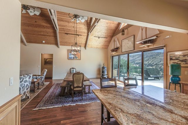 7042 Palomino Drive, Sanger, CA 93657