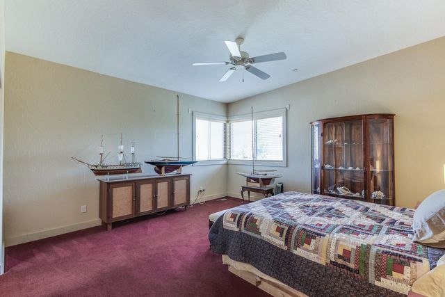 7042 Palomino Drive, Sanger, CA 93657