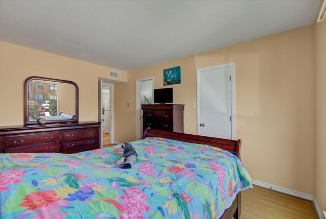 3220 69th Street E3, Galveston, TX 77551