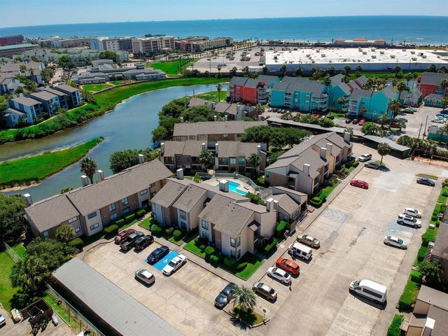 3220 69th Street E3, Galveston, TX 77551