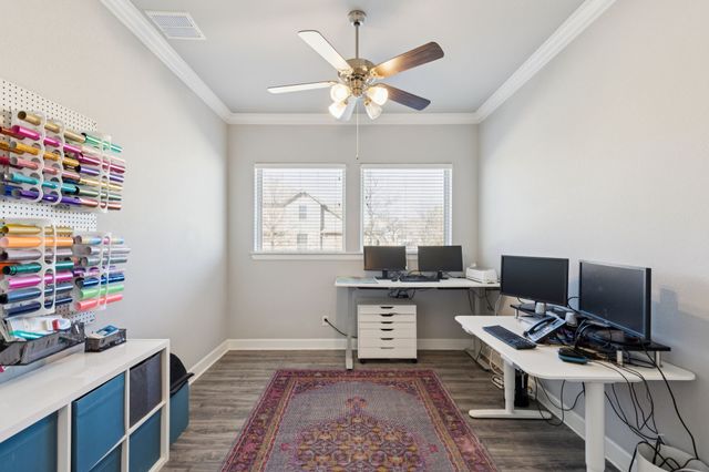 2000 Crescent Street, Fort Worth, TX 76008