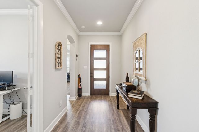 2000 Crescent Street, Fort Worth, TX 76008