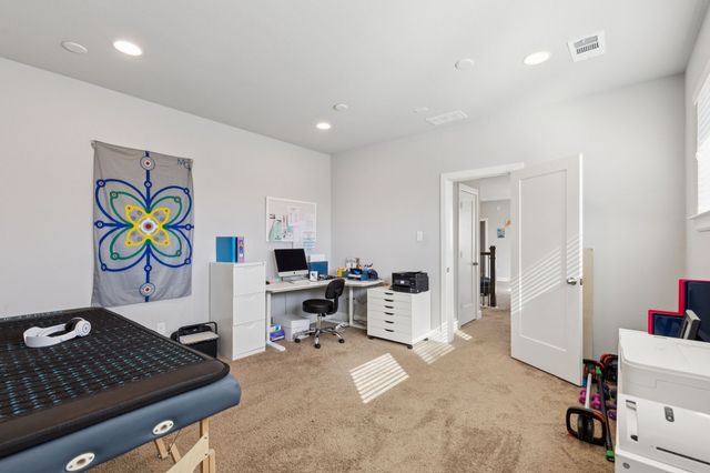 2000 Crescent Street, Fort Worth, TX 76008