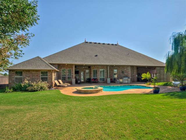1405 NW 187th Street, Edmond, OK 73012