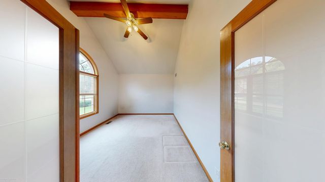 52688 Clinton Oak Lane, Shelby Twp, MI 48316
