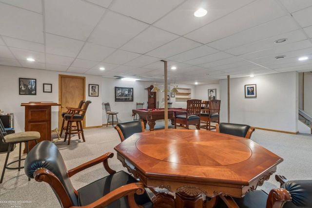 52688 Clinton Oak Lane, Shelby Twp, MI 48316