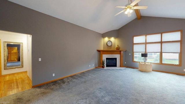52688 Clinton Oak Lane, Shelby Twp, MI 48316