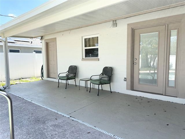 5519 17TH AVENUE N, St Petersburg, FL 33710