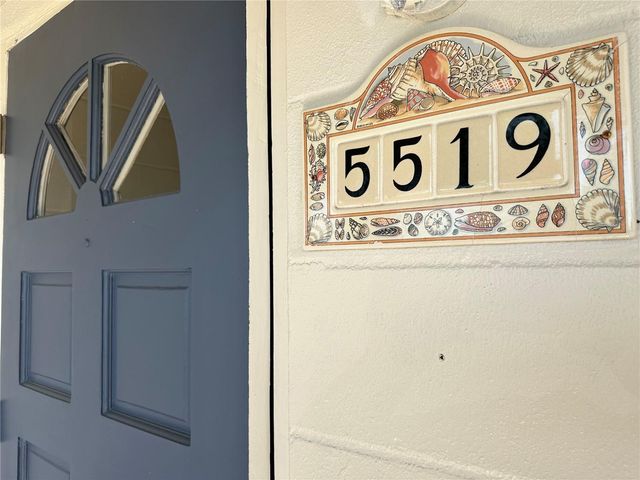 5519 17TH AVENUE N, St Petersburg, FL 33710