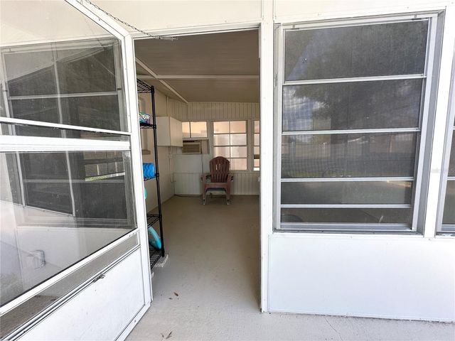 5519 17TH AVENUE N, St Petersburg, FL 33710