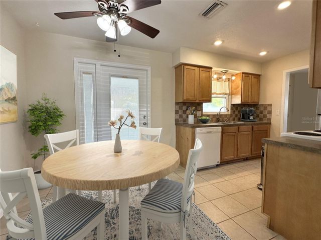 5519 17TH AVENUE N, St Petersburg, FL 33710