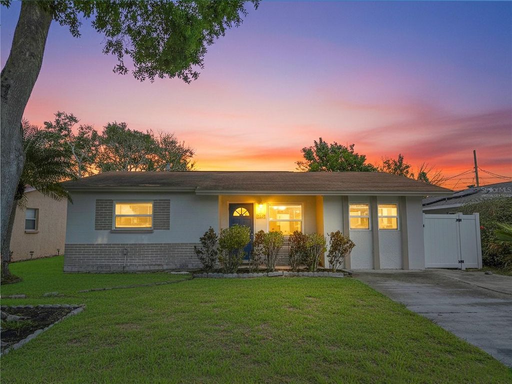 5519 17TH AVENUE N, St Petersburg, FL 33710