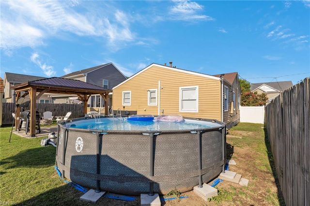 7013 Selma AVE, Norfolk, VA 23513