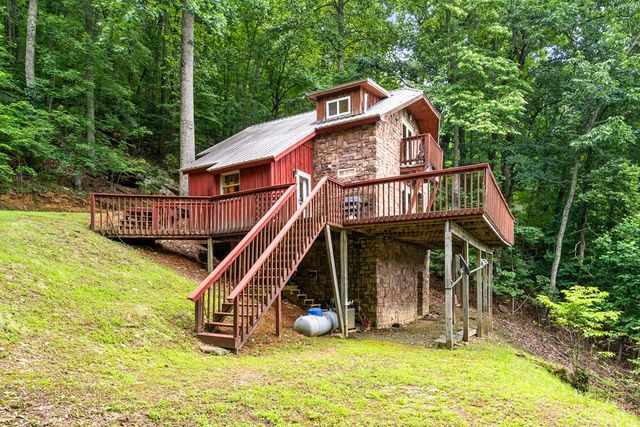 221 Wilson Lane, Blairsville, GA 30512