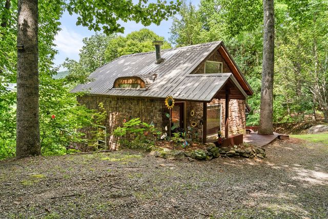 221 Wilson Lane, Blairsville, GA 30512