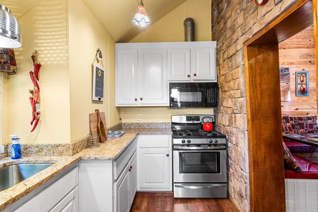 221 Wilson Lane, Blairsville, GA 30512