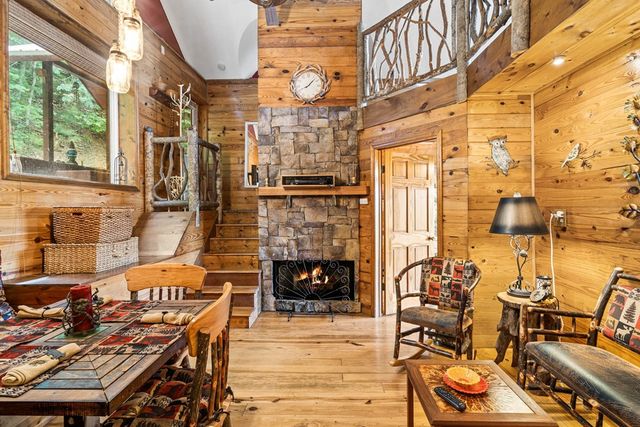 221 Wilson Lane, Blairsville, GA 30512