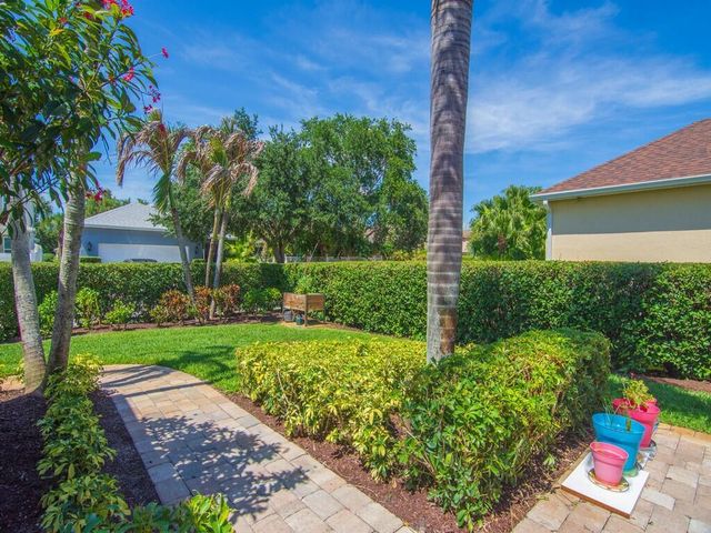 7780 14th Lane, Vero Beach, FL 32966