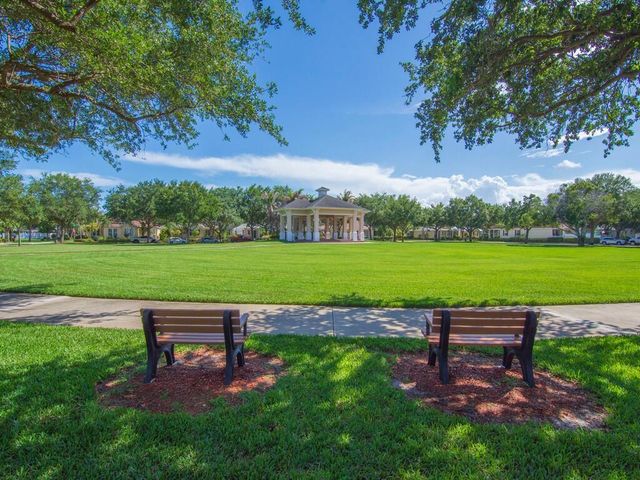 7780 14th Lane, Vero Beach, FL 32966