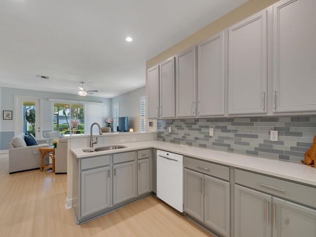 7780 14th Lane, Vero Beach, FL 32966