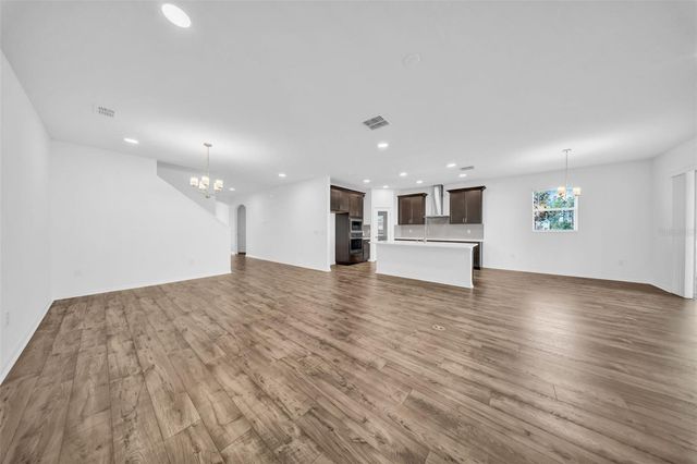 5841 RIVERSTON AVENUE, Wesley Chapel, FL 33545