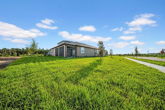 5841 RIVERSTON AVENUE, Wesley Chapel, FL 33545