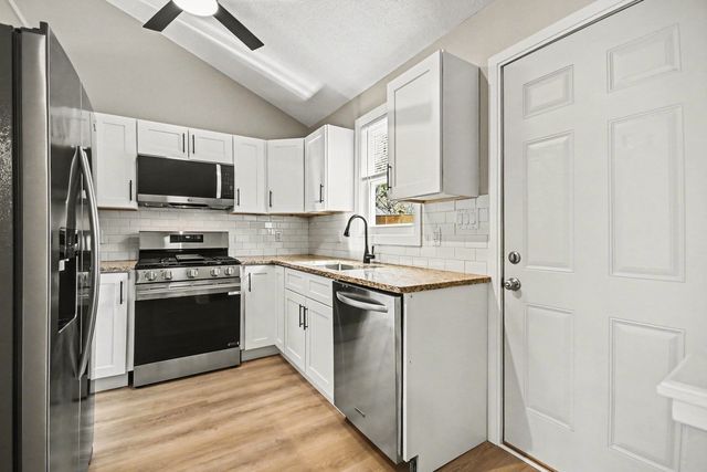 1440 S Hamilton Street A, Lockport, IL 60441