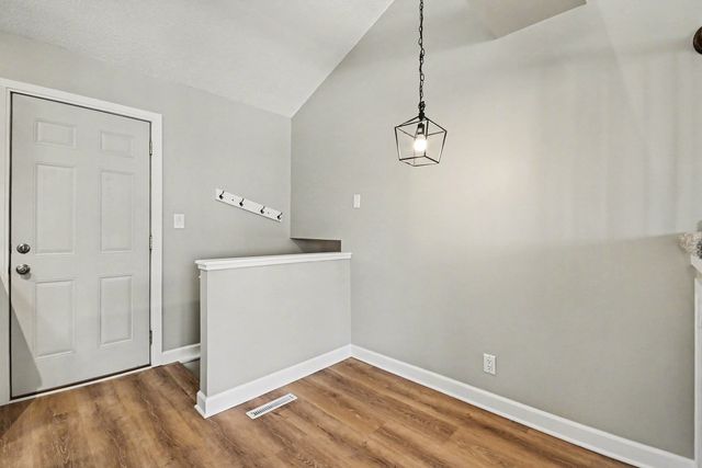 1440 S Hamilton Street A, Lockport, IL 60441