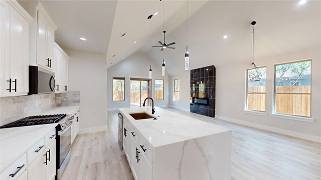 1609 Sharon Street, Arlington, TX 76010