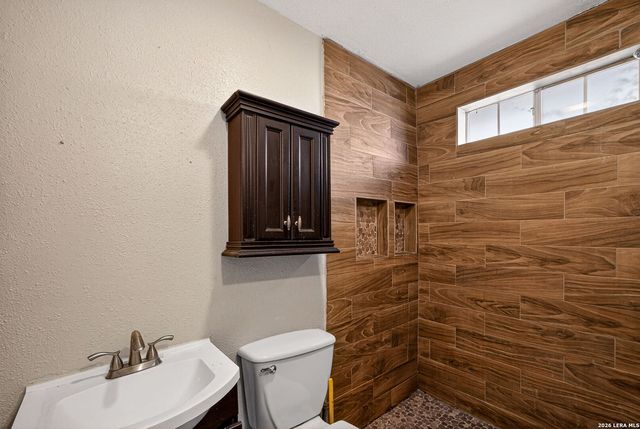 1354 FENFIELD AVE, San Antonio, TX 78211