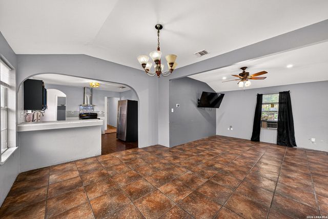 1354 FENFIELD AVE, San Antonio, TX 78211