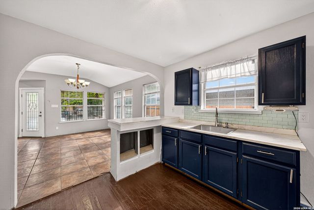 1354 FENFIELD AVE, San Antonio, TX 78211