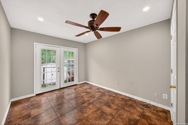 1354 FENFIELD AVE, San Antonio, TX 78211