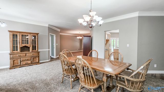 1684 Autumn Chase, Athens, AL 35613