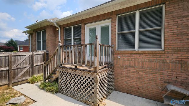 1684 Autumn Chase, Athens, AL 35613