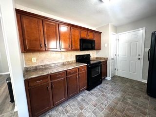 309 David Dr, Clarksville, TN 37040