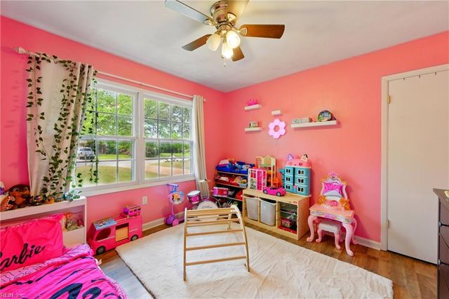 6262 Wailes AVE, Norfolk, VA 23502