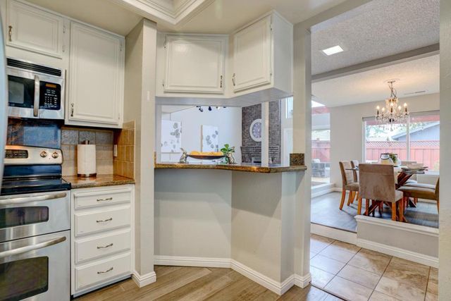 44 Redding Road, Campbell, CA 95008