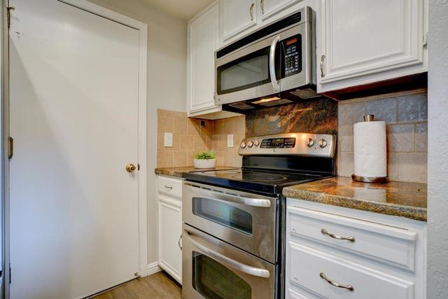 44 Redding Road, Campbell, CA 95008