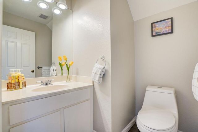 44 Redding Road, Campbell, CA 95008