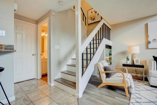 44 Redding Road, Campbell, CA 95008