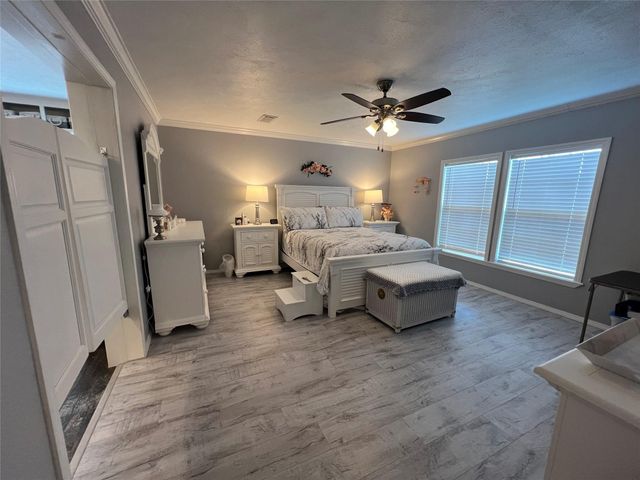 2300 Ward Bend Rd 826H, Sealy, TX 77474