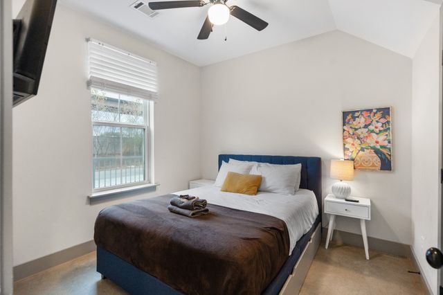 4908 Delaware Ave D, Nashville, TN 37209