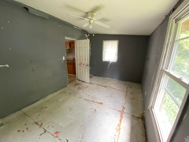 91 munroe Street, Franklin, NH 03235