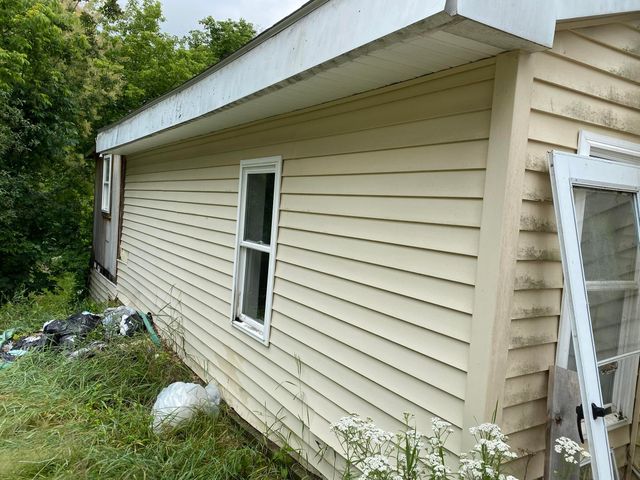 91 munroe Street, Franklin, NH 03235